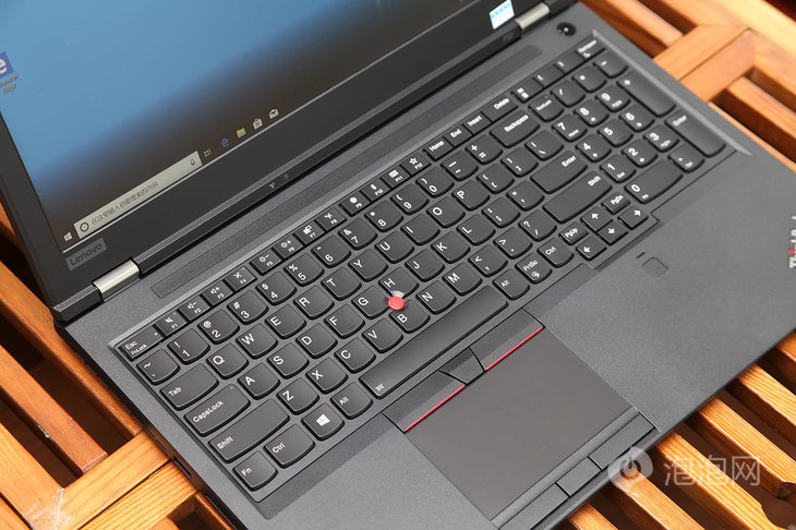 移动办公专业之选 thinkpad p52移动工作站评测