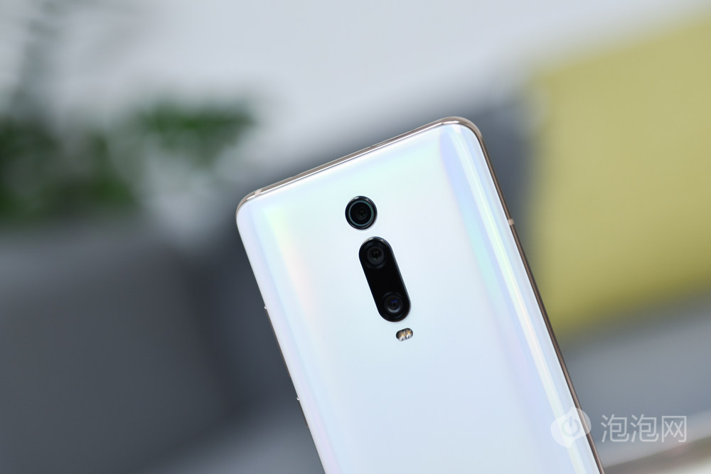 redmi k20 pro夏之蜜语开箱:美得不像小怪兽