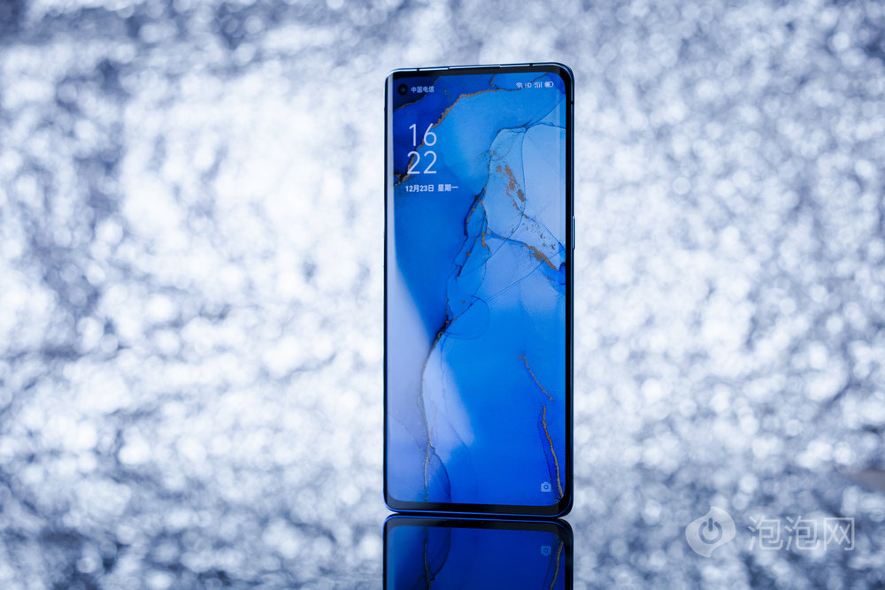 5英寸双曲面打孔屏 oppo reno3