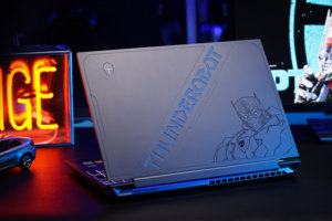 梦幻联动 雷神911猩猩队长变形金刚联名款游戏本图赏