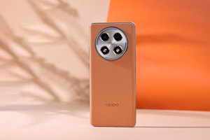OPPO A2 Pro手机图赏 精致又耐磨的苍穹之镜后摄模组