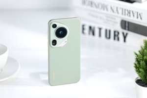 仅此一家！极具辨识度的外观设计 华为Pura 70 Ultra手机图赏