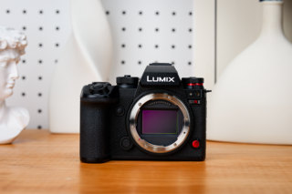 4430万像素支持8K视频拍摄 松下LUMIX S1RM2全画幅微单评测